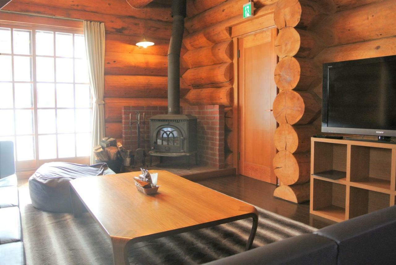 White Tree Log House Madarao Tangram Lejlighedshotel Shinano  Eksteriør billede